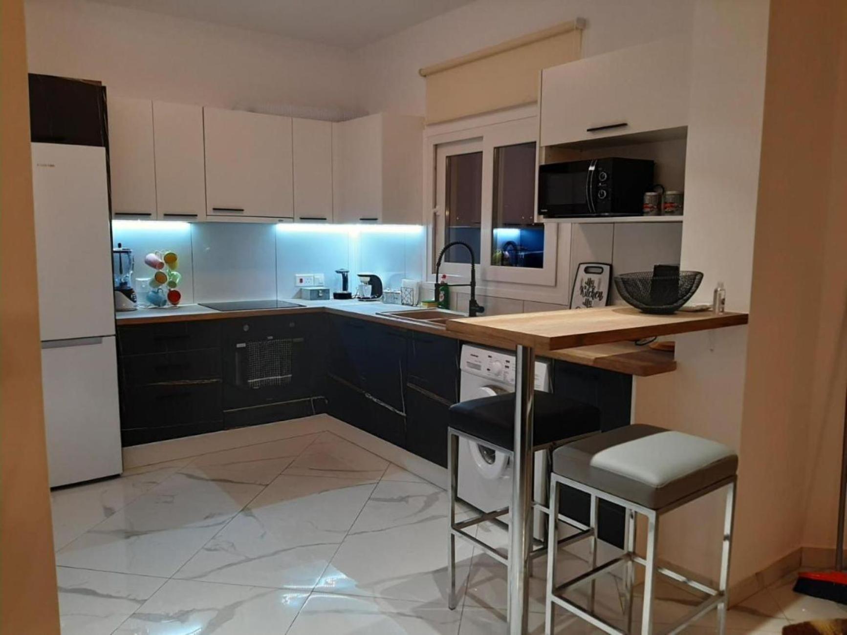 H&O Boulevard Breeze Apartment! Paphos Exteriér fotografie