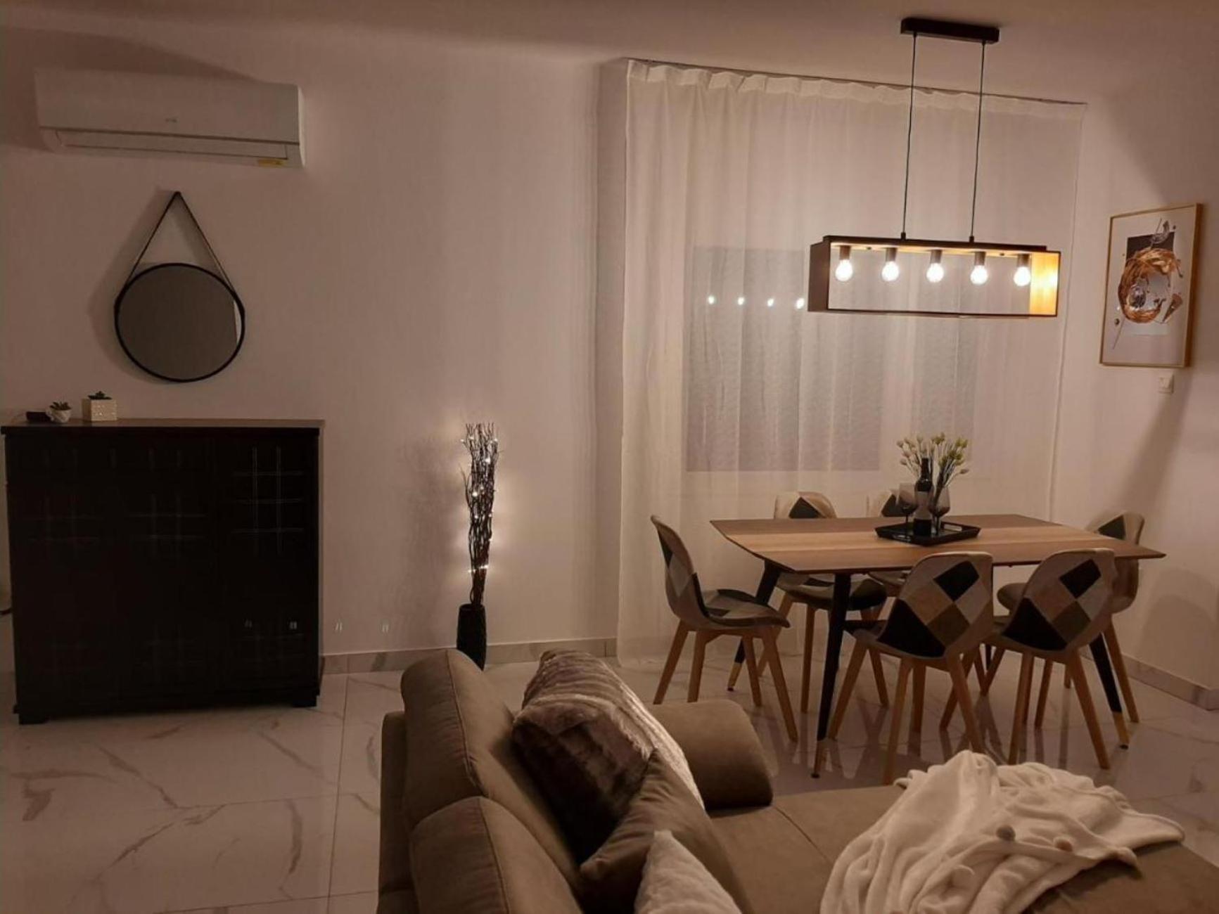 H&O Boulevard Breeze Apartment! Paphos Exteriér fotografie